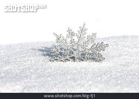 
                Winterlich, Eiskristall, Schneeflocke                   