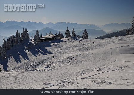 
                Skigebiet, Skipiste, Bayerische Voralpen                   