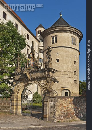 
                Torbogen, Schloss Hartenfels                   