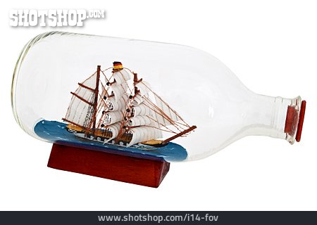 
                Flaschenschiff, Schiffsmodell                   