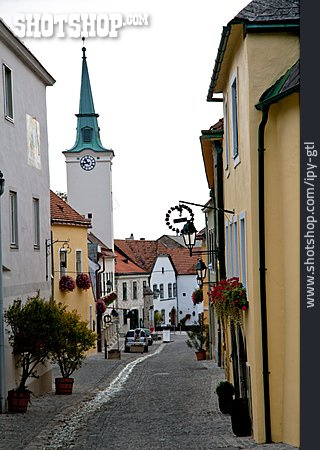 
                Altstadt, Gumpoldskirchen                   