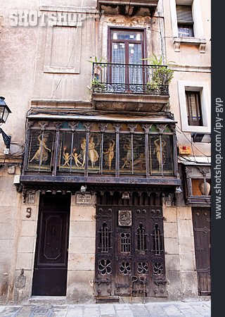 
                Historisches Bauwerk, Barcelona                   