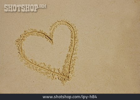 
                Sand, Herz                   