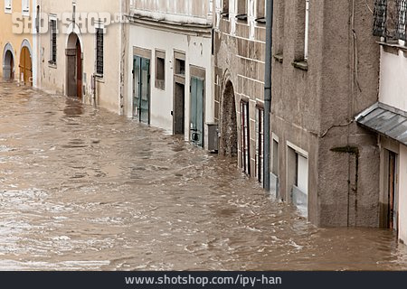 
                Wohnhaus, Hochwasser, Steyr                   