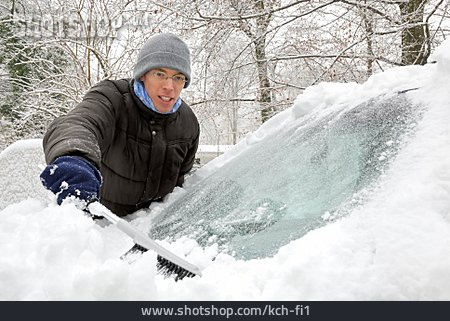 
                Mann, Winter, Autofahrer, Eiskratzen                   