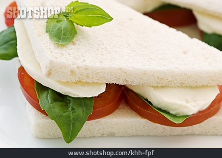 
                Tomate-mozzarella-sandwich, Tramezzino                   