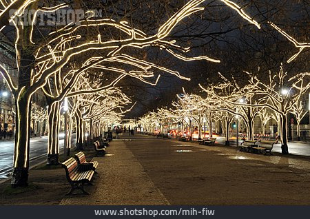 
                Beleuchtet, Berlin, Weihnachtsbeleuchtung, Unter Den Linden                   