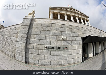 
                Wien, Parlament                   