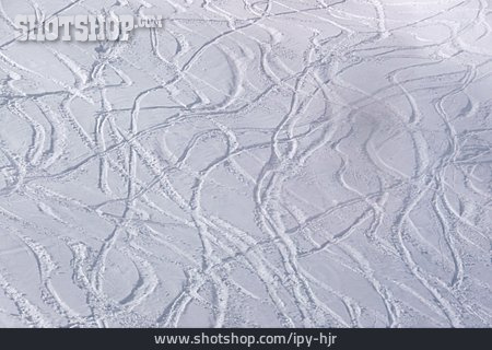 
                Schnee, Skispur                   