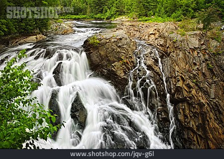
                Wasserfall, Wildbach, Flusslauf                   