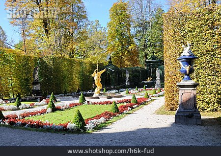 
                Schlosspark, Gartenkunst, Linderhof                   