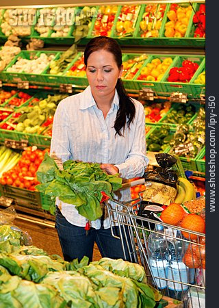 
                Frau, Einkaufen, Salat, Auswählen                   