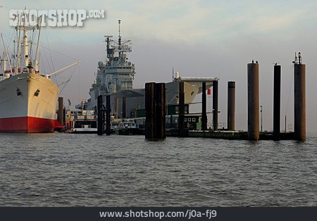 
                Schiff, Militär, Hamburger Hafen                   