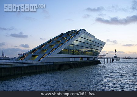 
                Bürogebäude, Hamburg, Dockland                   