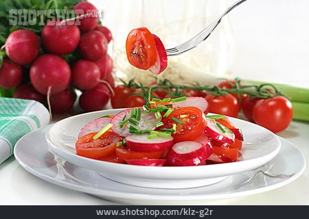 
                Salat, Radieschen, Tomate                   