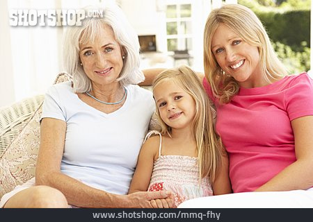 
                Grandmother, Mother, Daughter                   