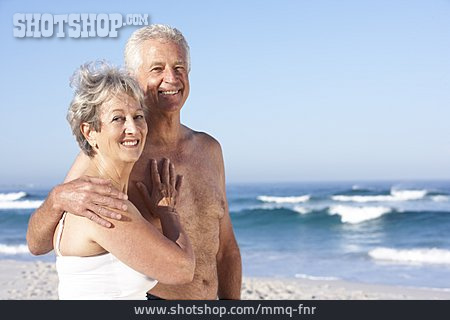
                Ehepaar, Strandurlaub, Seniorenpaar                   