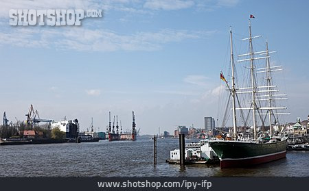 
                Segelschiff, Hamburger Hafen, Museumsschiff                   