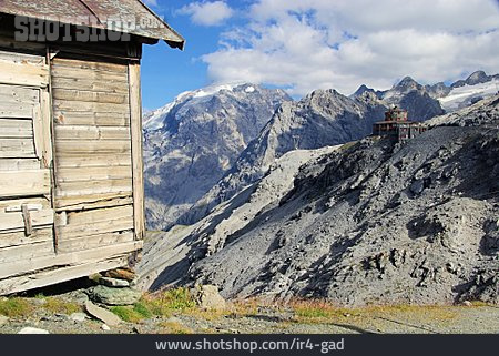 
                Stilfser Joch, Ortler-alpen, Tibethaus                   