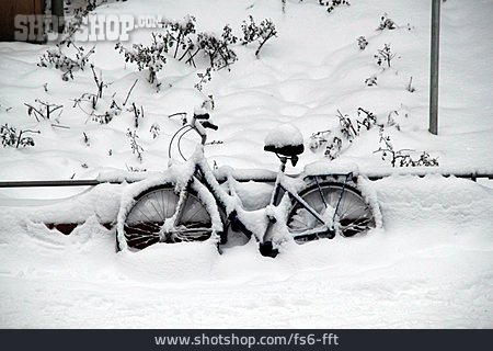 
                Fahrrad, Verschneit, Eingeschneit                   