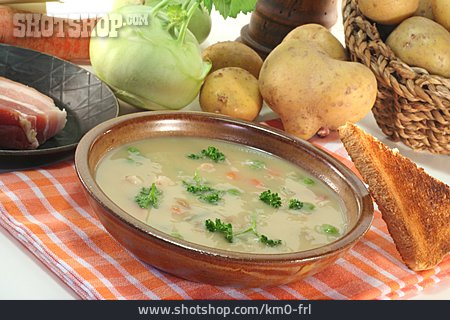 
                Suppengemüse, Kartoffelsuppe                   