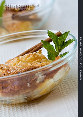 
                Dessert, Aprikosenkuchen, Clafoutis                   