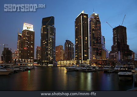 
                Hafen, Dubai                   