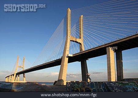 
                Schrägseilbrücke, Ponte Vasco Da Gama                   