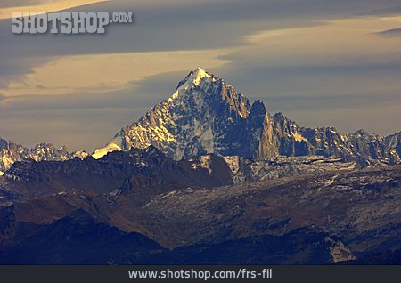 
                Alpen, Mont-blanc-gruppe, Aiguille Du Dru                   