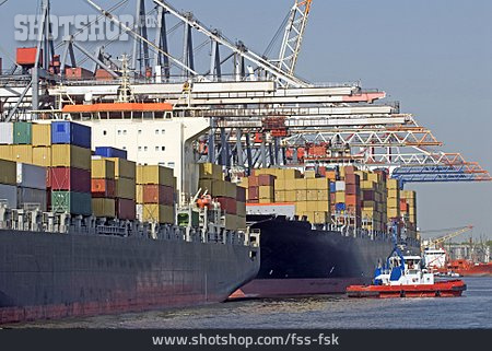 
                Hamburg, Schlepper, Containerschiff, Containerhafen                   