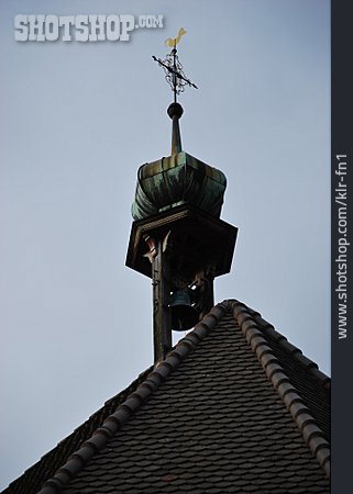 
                Glockenturm, Wetterhahn, Dachreiter                   