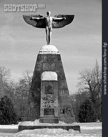 
                Denkmal, Otto Lilienthal                   
