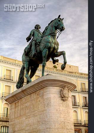 
                Madrid, König Karl Iii., Puerta Del Sol                   