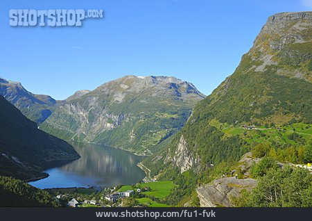 
                Gebirge, Geirangerfjord, Geiranger                   