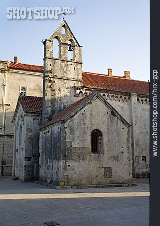 
                Kirche, Trogir                   