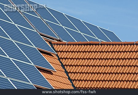 
                Solar, Photovoltaik, Solaranlage                   