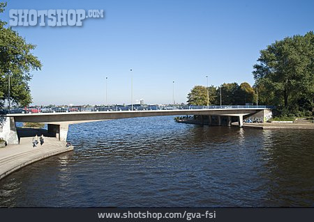 
                Hamburg, Alster, Kennedybrücke                   