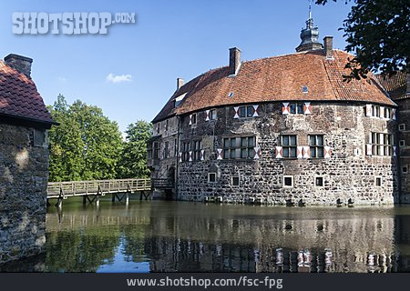 
                Burg, Burg Vischering                   