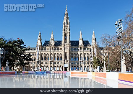
                Rathaus, Wien, Eislaufbahn                   
