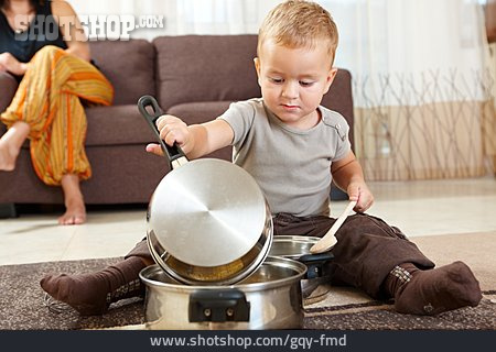 
                Junge, Kochen, Küchengerät                   