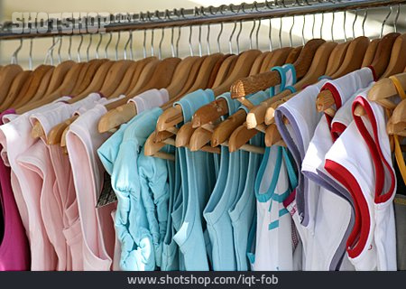 
                Kleidung & Accessoires, T-shirt, Kleiderstange                   