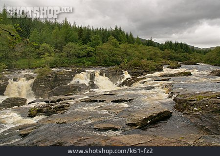 
                Fluss, Schottland                   