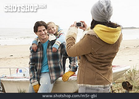 
                Strandausflug, Erinnerungsfoto, Familienportrait                   