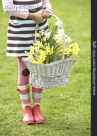 
                Mädchen, Frühling, Blumenkorb                   