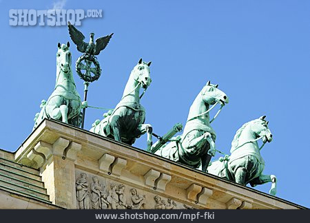 
                Berlin, Brandenburger Tor, Quadriga                   