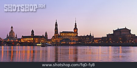 
                Stadtansicht, Elbe, Dresden                   