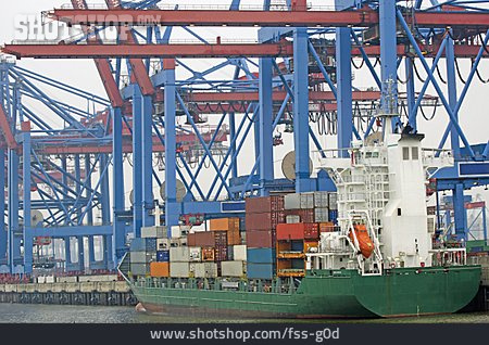 
                Frachtschiff, Containerschiff, Containerterminal                   