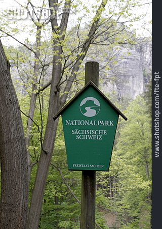 
                Hinweisschild, Nationalpark, Sächsische Schweiz                   