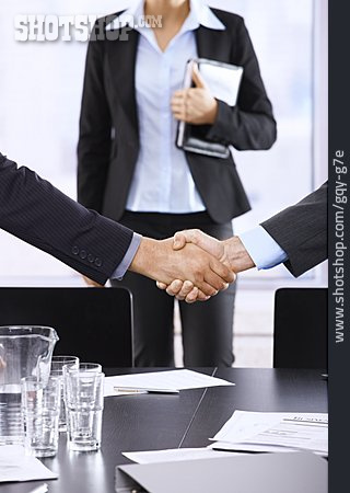 
                Handshake, Business Partnership, Deal                   