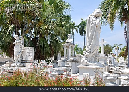 
                Friedhof, Santiago De Cuba, Santa Ifigenia                   